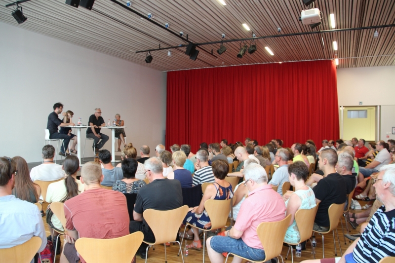 Boekvoorstelling Graailand in Turnhout: veel volk en boeiend debat